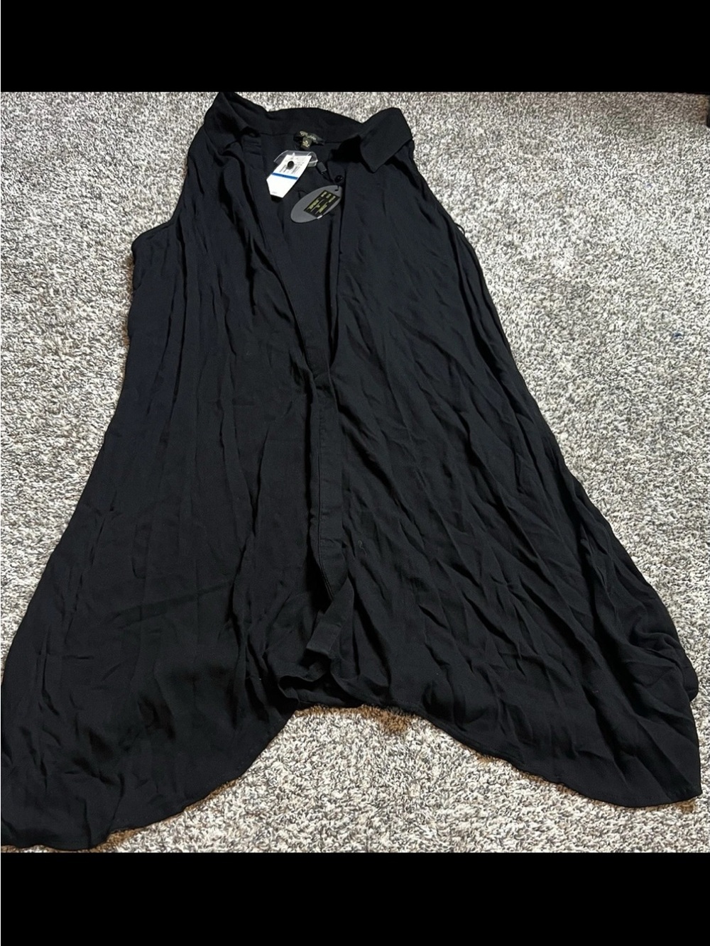 Cupio Black Sleeveless Draped Open Cardigan